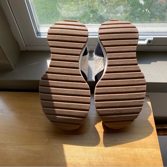 Good News Ombré Kook Sneakers - Picture 4 of 5